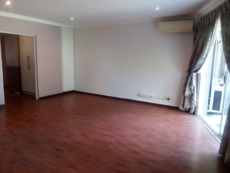 5 Bedroom Property for Sale in Kensington Gauteng