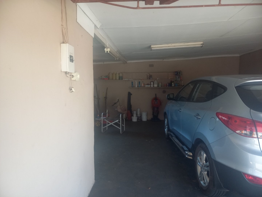 3 Bedroom Property for Sale in Rensburg Gauteng