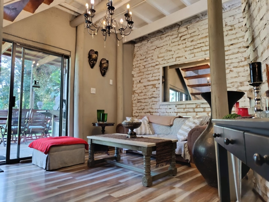 10 Bedroom Property for Sale in Glen Austin Gauteng