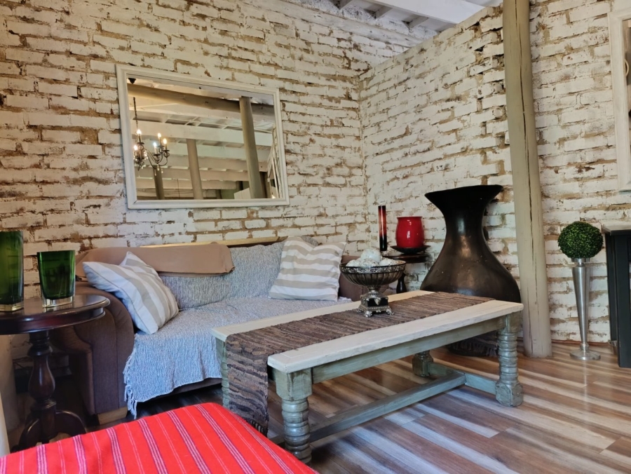 10 Bedroom Property for Sale in Glen Austin Gauteng