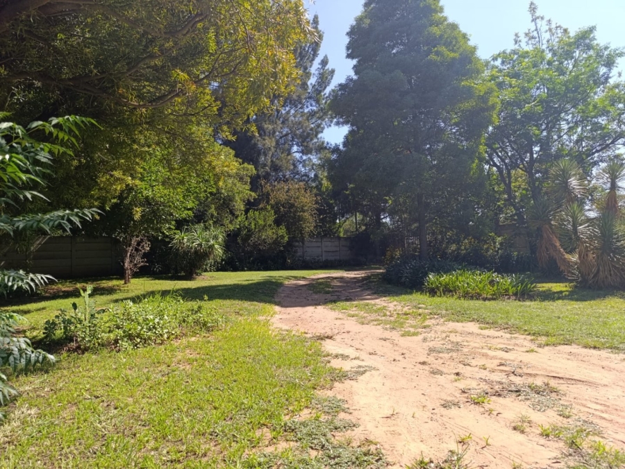 10 Bedroom Property for Sale in Glen Austin Gauteng