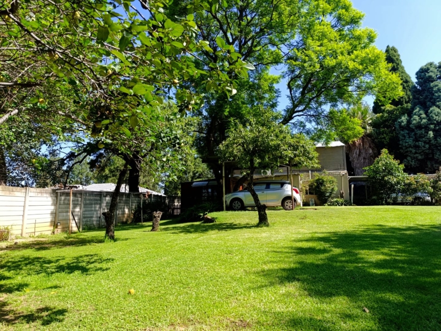 10 Bedroom Property for Sale in Glen Austin Gauteng