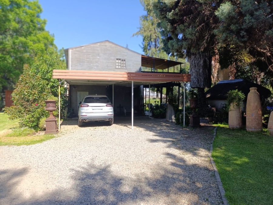 10 Bedroom Property for Sale in Glen Austin Gauteng