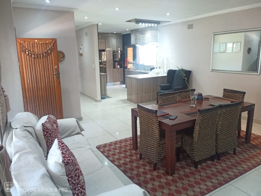 4 Bedroom Property for Sale in Illiondale Gauteng