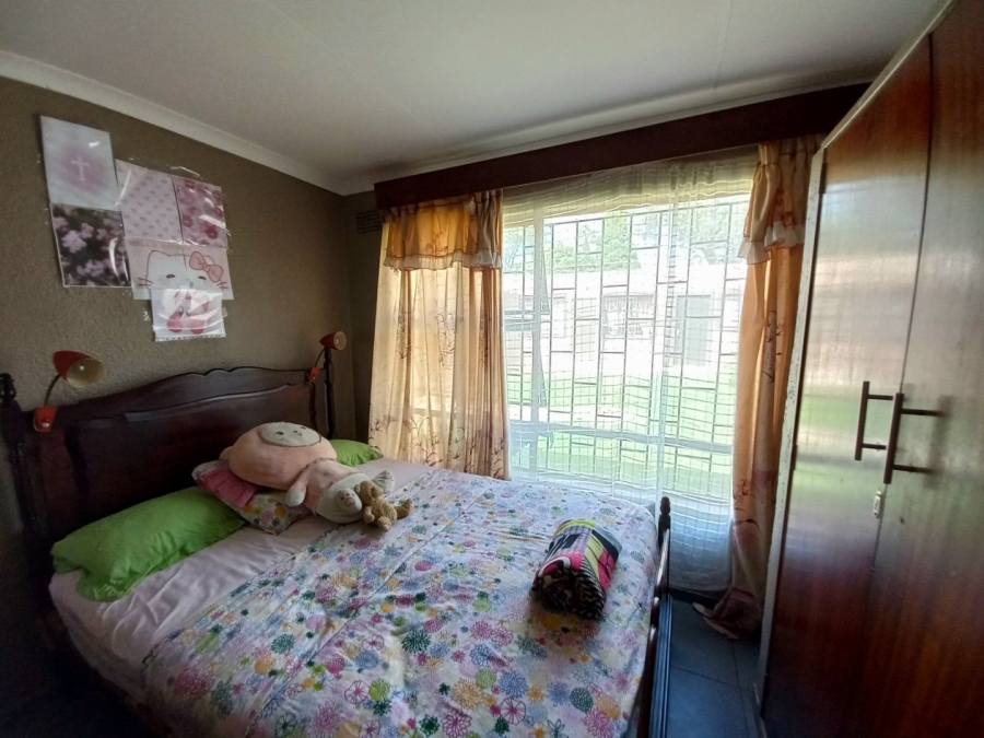 3 Bedroom Property for Sale in Symhurst Gauteng