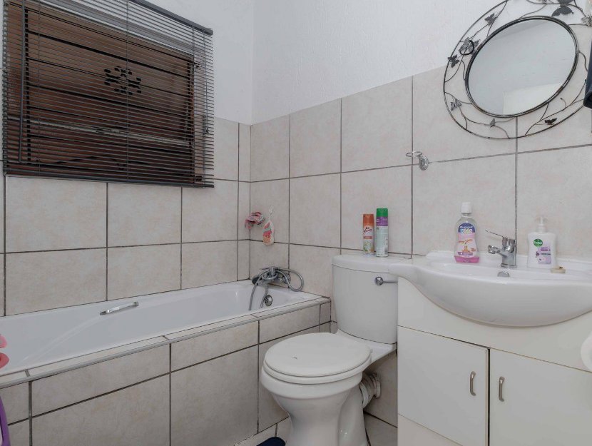 2 Bedroom Property for Sale in Croydon Gauteng