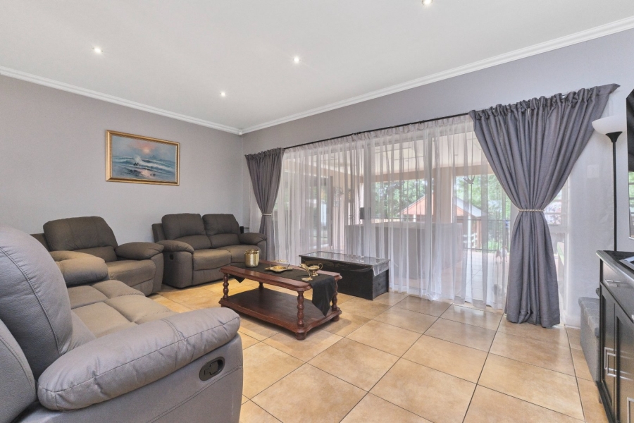 4 Bedroom Property for Sale in Blairgowrie Gauteng