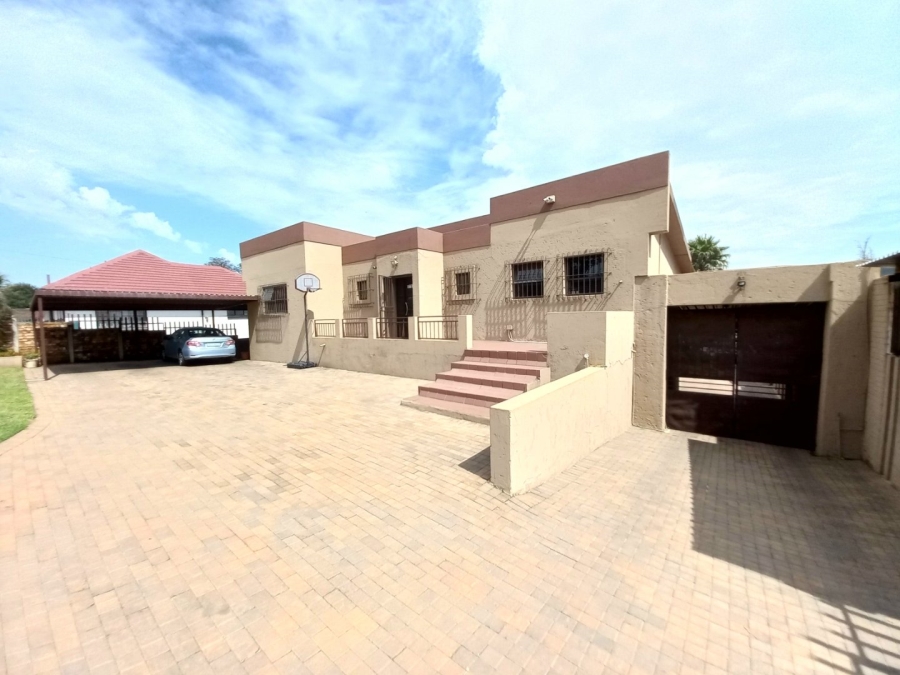 4 Bedroom Property for Sale in Sunnyridge Gauteng