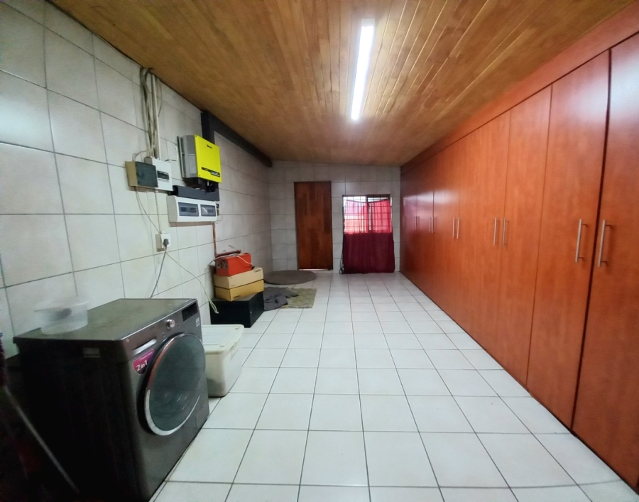 4 Bedroom Property for Sale in Sunnyridge Gauteng