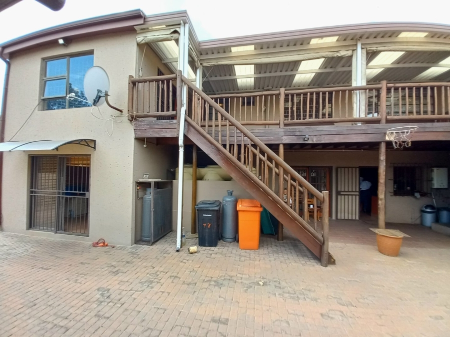 4 Bedroom Property for Sale in Sunnyridge Gauteng