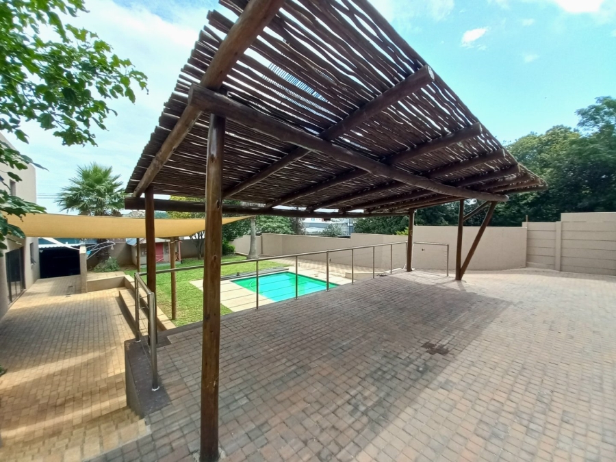 4 Bedroom Property for Sale in Sunnyridge Gauteng