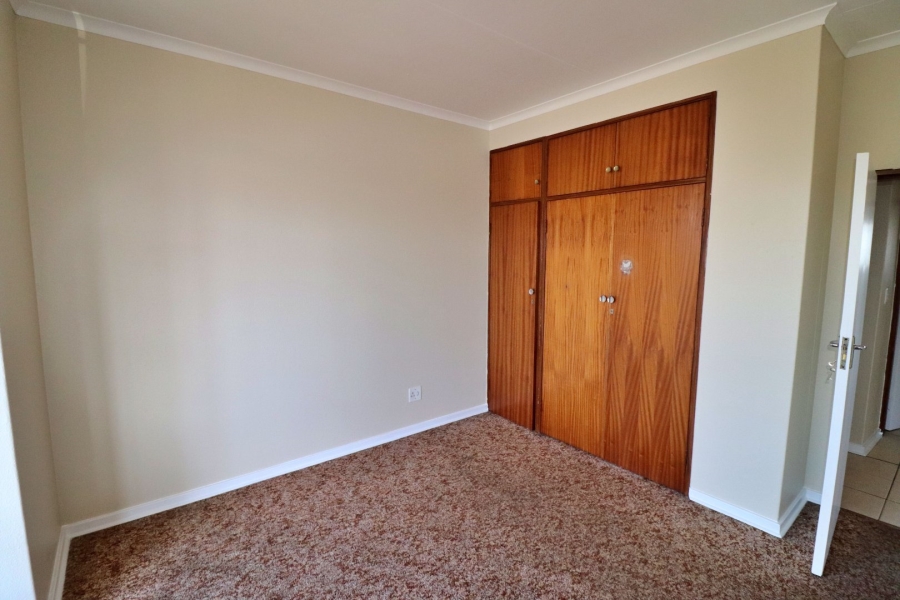 2 Bedroom Property for Sale in Symhurst Gauteng