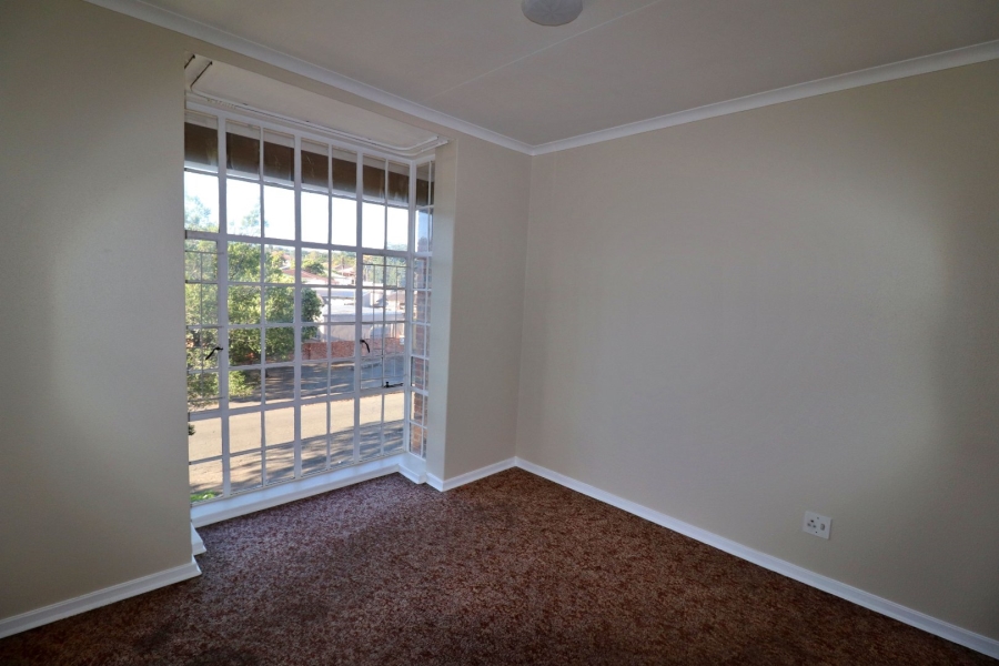 2 Bedroom Property for Sale in Symhurst Gauteng