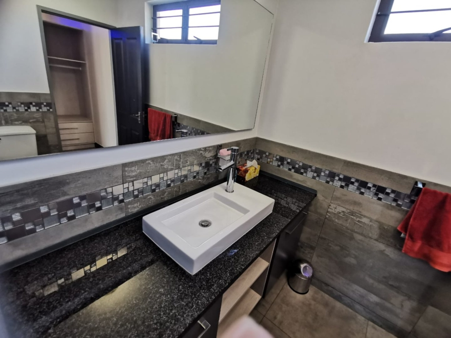 To Let 1 Bedroom Property for Rent in Victory Park Gauteng