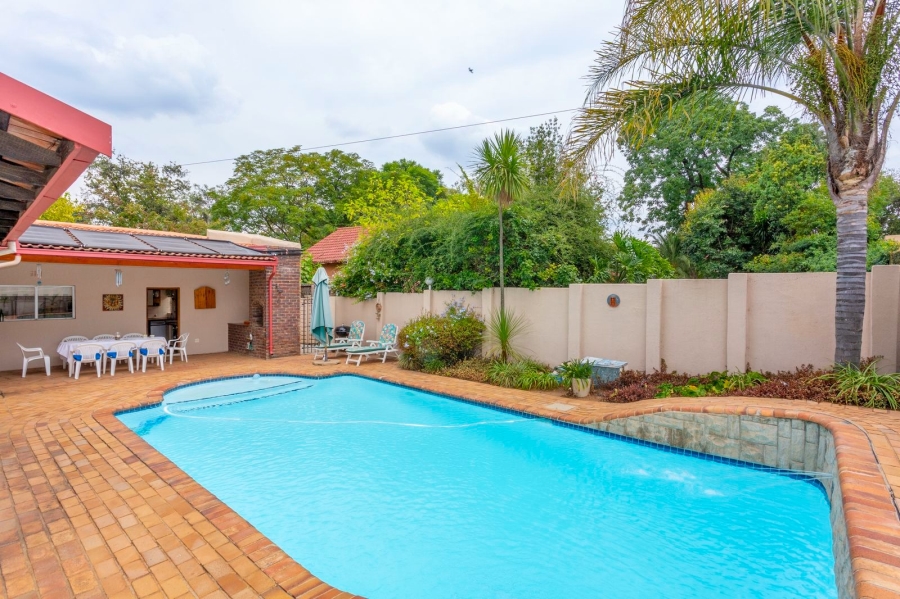 3 Bedroom Property for Sale in Olivedale Gauteng