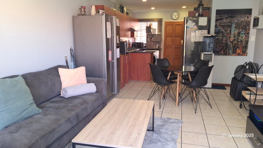 2 Bedroom Property for Sale in The Reeds Gauteng