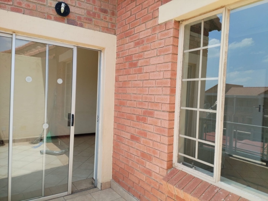 1 Bedroom Property for Sale in Pretoria North Gauteng