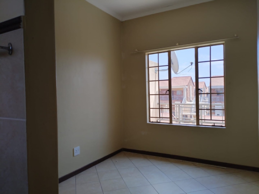 1 Bedroom Property for Sale in Pretoria North Gauteng