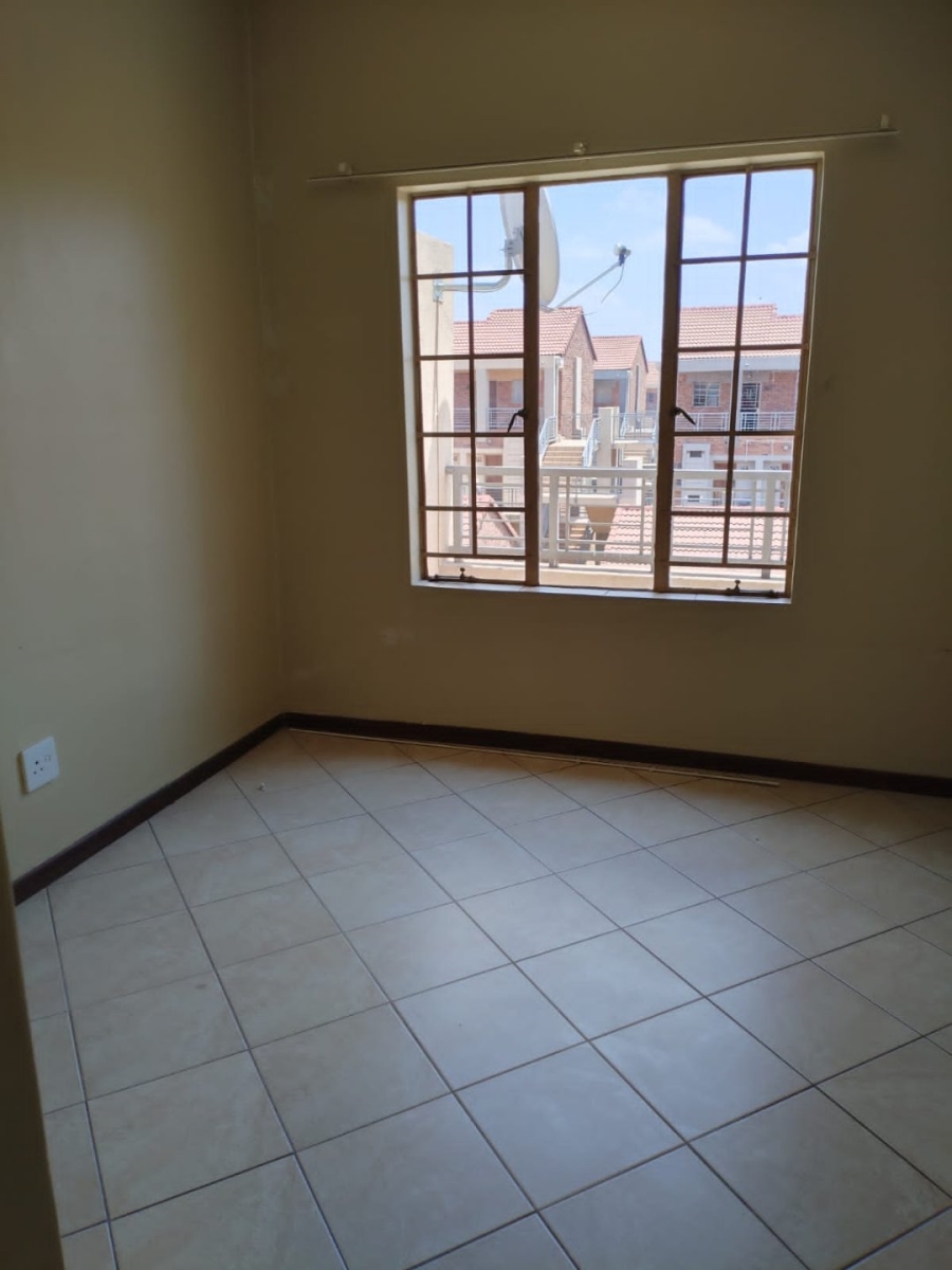 1 Bedroom Property for Sale in Pretoria North Gauteng