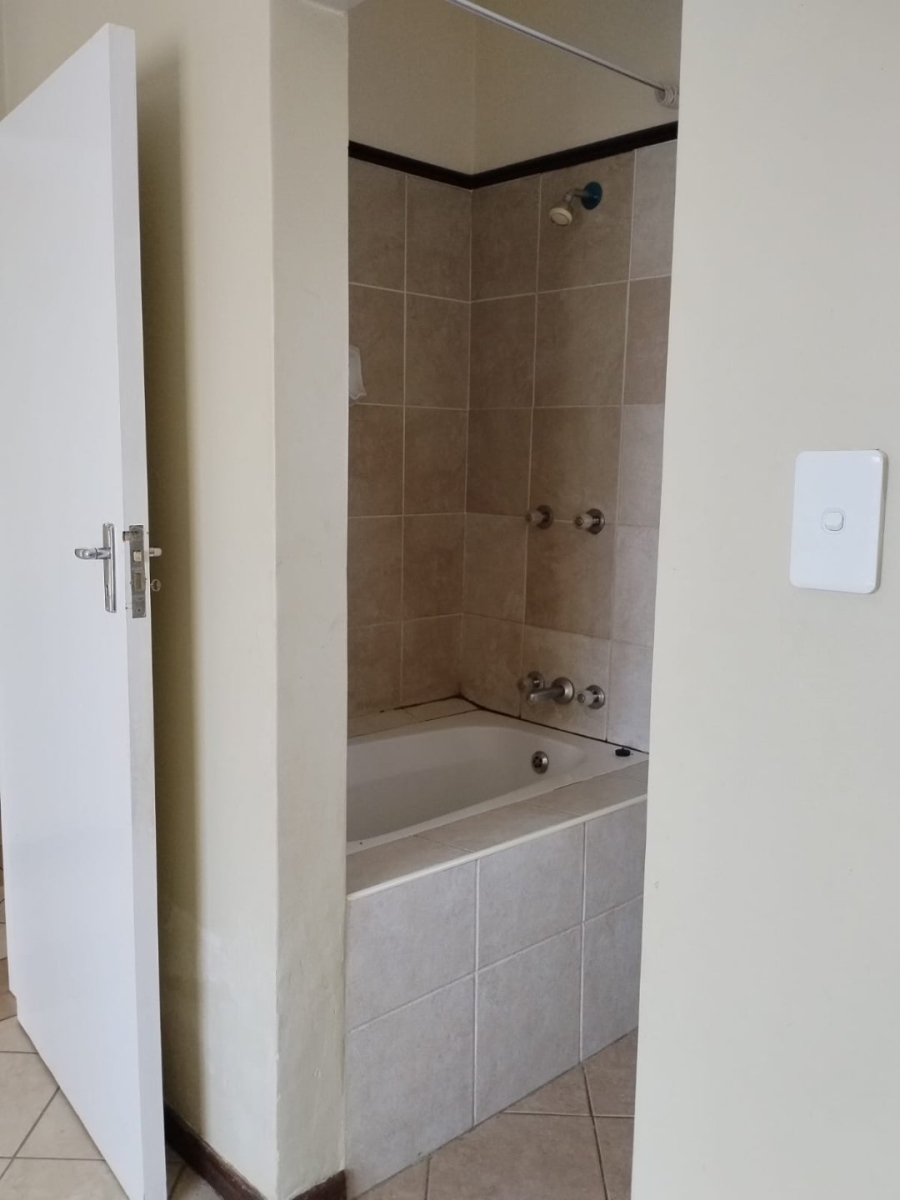 1 Bedroom Property for Sale in Pretoria North Gauteng