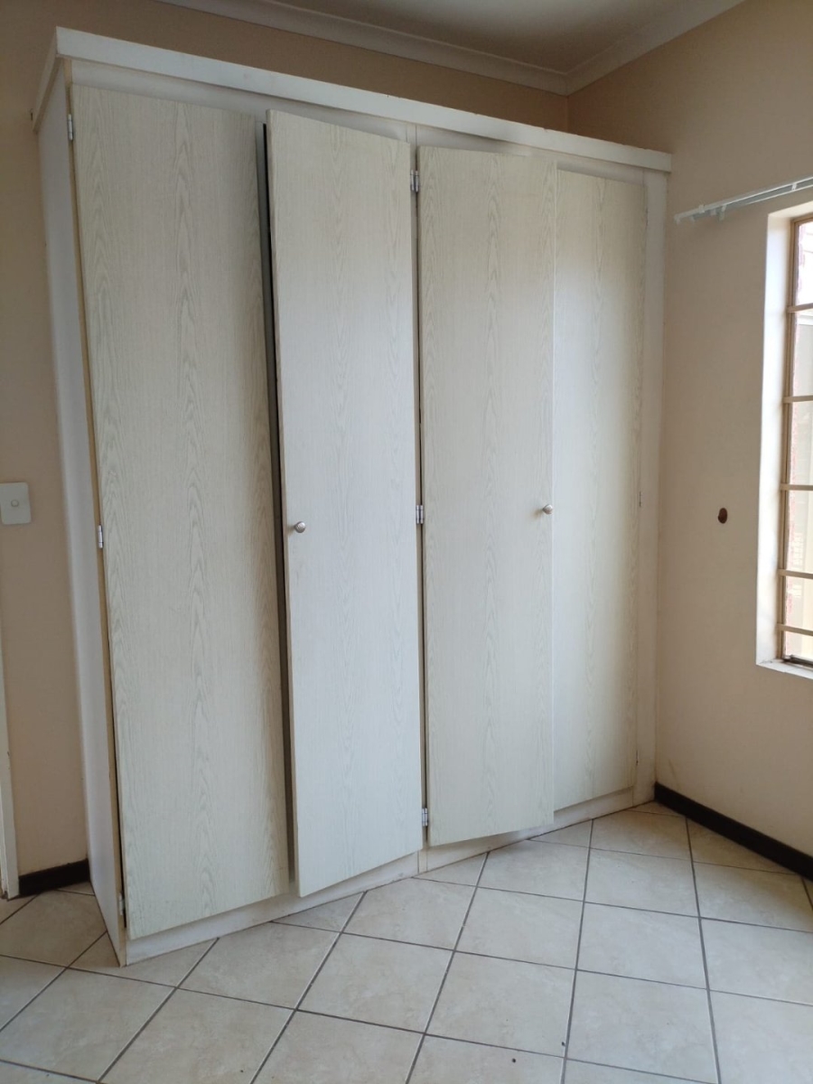 1 Bedroom Property for Sale in Pretoria North Gauteng