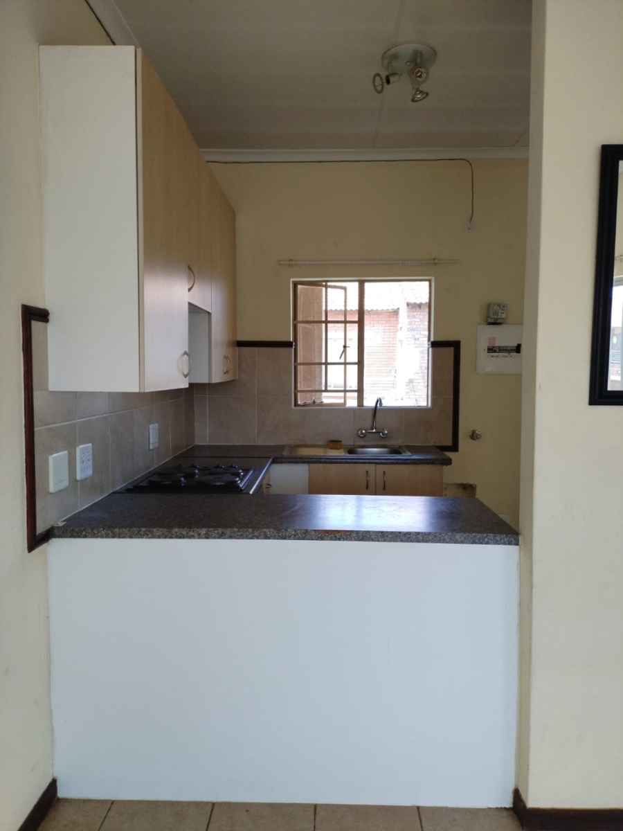 1 Bedroom Property for Sale in Pretoria North Gauteng