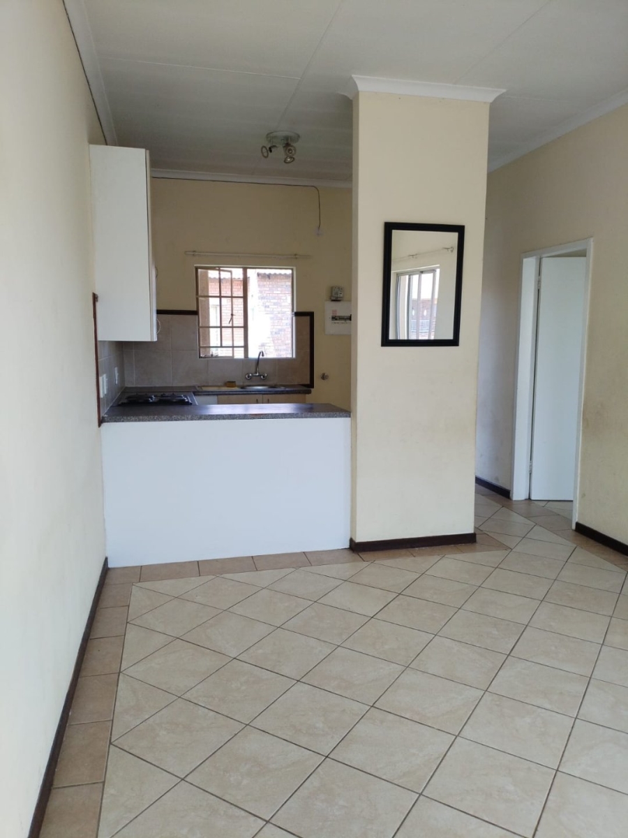 1 Bedroom Property for Sale in Pretoria North Gauteng