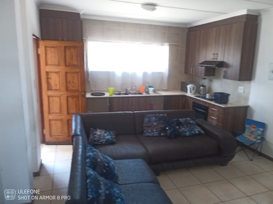 2 Bedroom Property for Sale in Helderwyk Gauteng