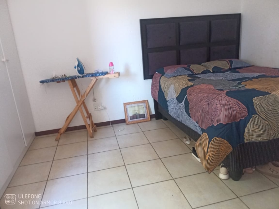 2 Bedroom Property for Sale in Helderwyk Gauteng