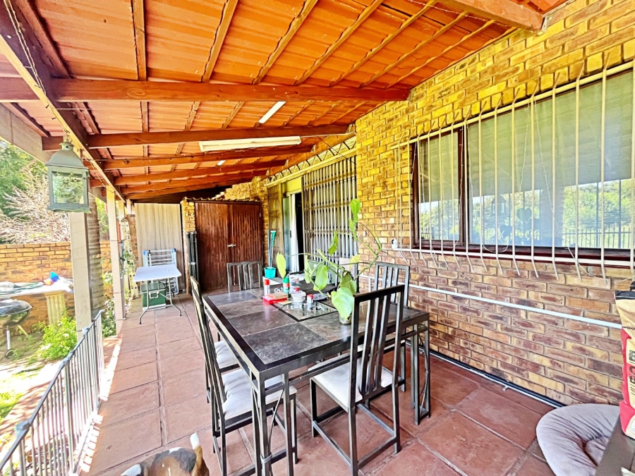 3 Bedroom Property for Sale in Hennopspark Gauteng