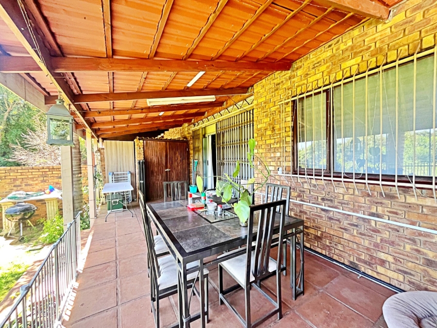 3 Bedroom Property for Sale in Hennopspark Gauteng