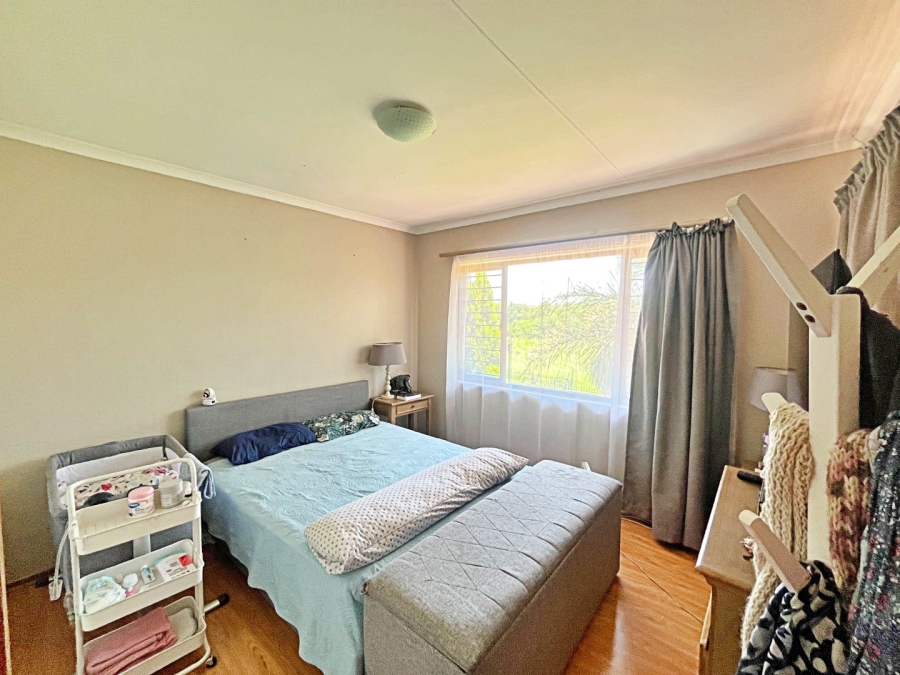 3 Bedroom Property for Sale in Hennopspark Gauteng