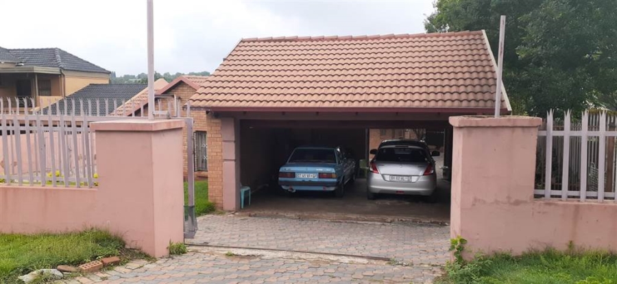 To Let 3 Bedroom Property for Rent in Country View Gauteng