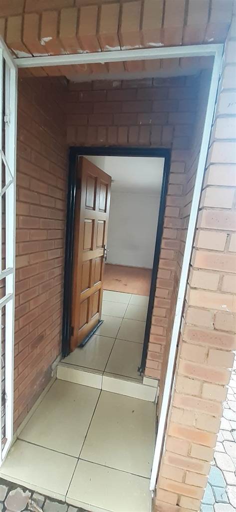 To Let 3 Bedroom Property for Rent in Country View Gauteng