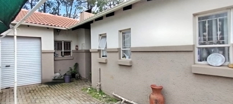 2 Bedroom Property for Sale in Kookrus Gauteng