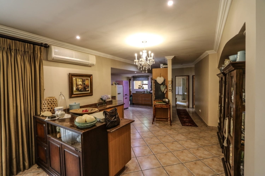 To Let 3 Bedroom Property for Rent in Bartlett Gauteng