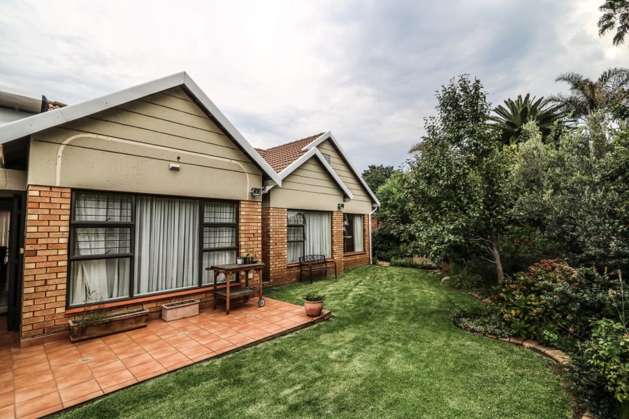 To Let 3 Bedroom Property for Rent in Bartlett Gauteng