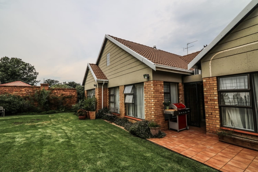 To Let 3 Bedroom Property for Rent in Bartlett Gauteng