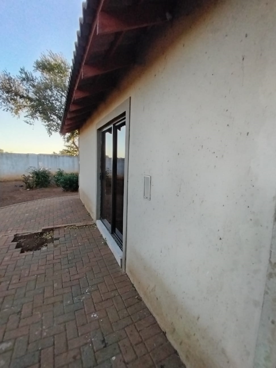 3 Bedroom Property for Sale in Meyerton Park Gauteng