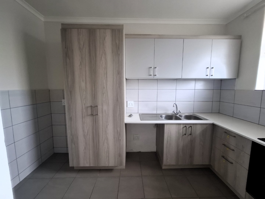 To Let 2 Bedroom Property for Rent in Lynnwood Gauteng