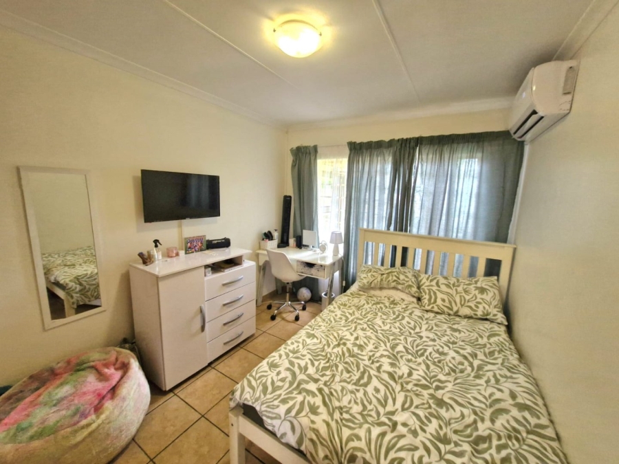 2 Bedroom Property for Sale in Annlin Gauteng