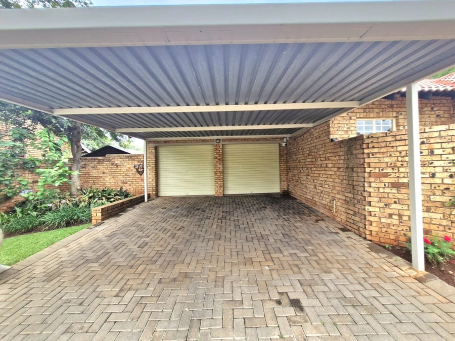 2 Bedroom Property for Sale in Annlin Gauteng