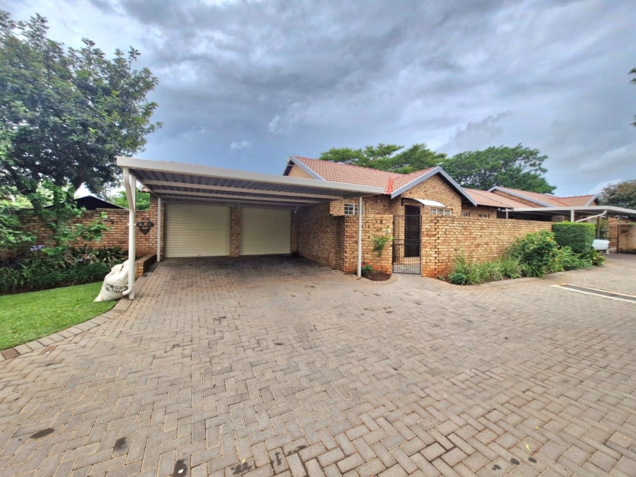 2 Bedroom Property for Sale in Annlin Gauteng