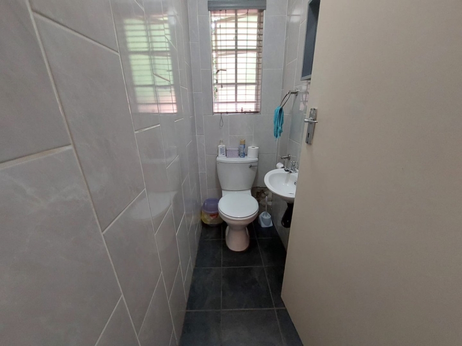 3 Bedroom Property for Sale in Annlin Gauteng