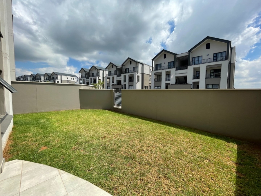 To Let  Bedroom Property for Rent in Waterfall Gauteng