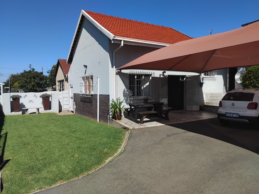 3 Bedroom Property for Sale in Symhurst Gauteng