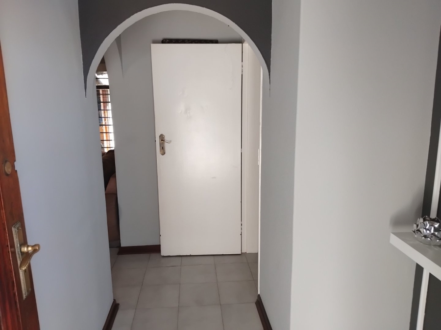 3 Bedroom Property for Sale in Symhurst Gauteng