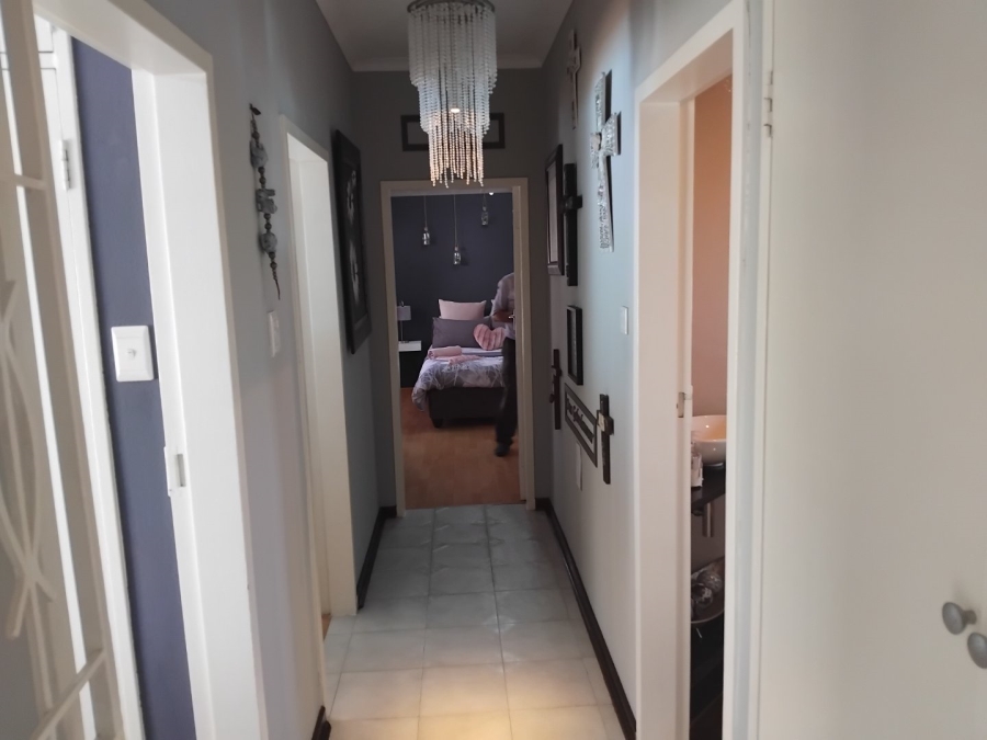 3 Bedroom Property for Sale in Symhurst Gauteng