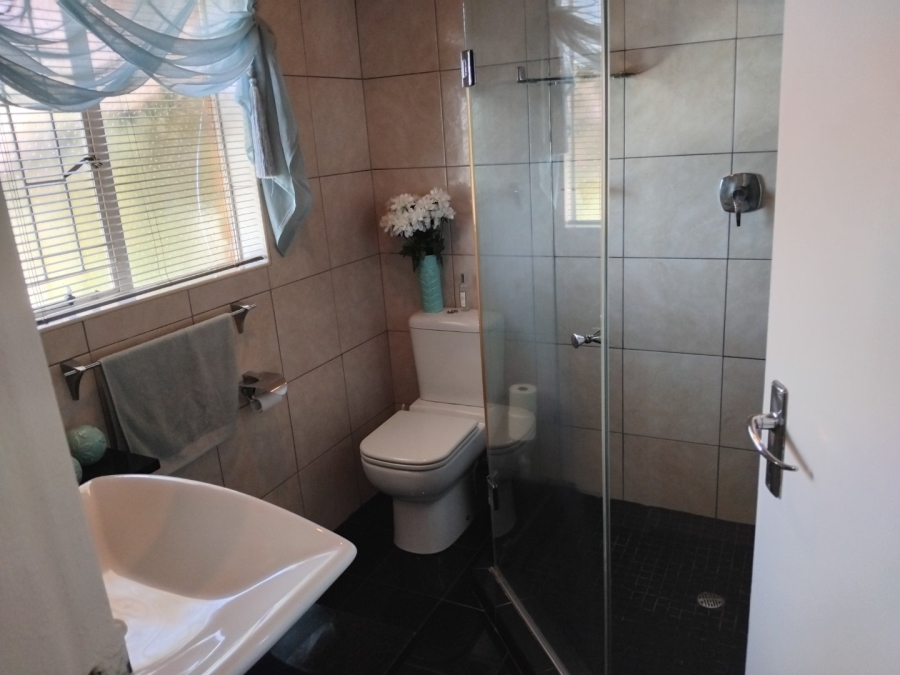 3 Bedroom Property for Sale in Symhurst Gauteng