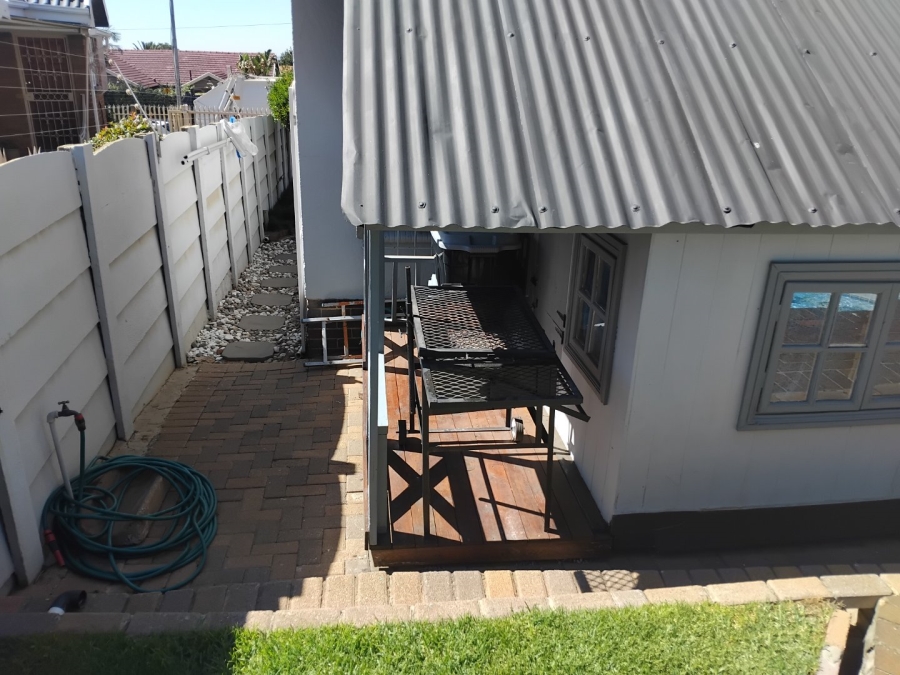 3 Bedroom Property for Sale in Symhurst Gauteng